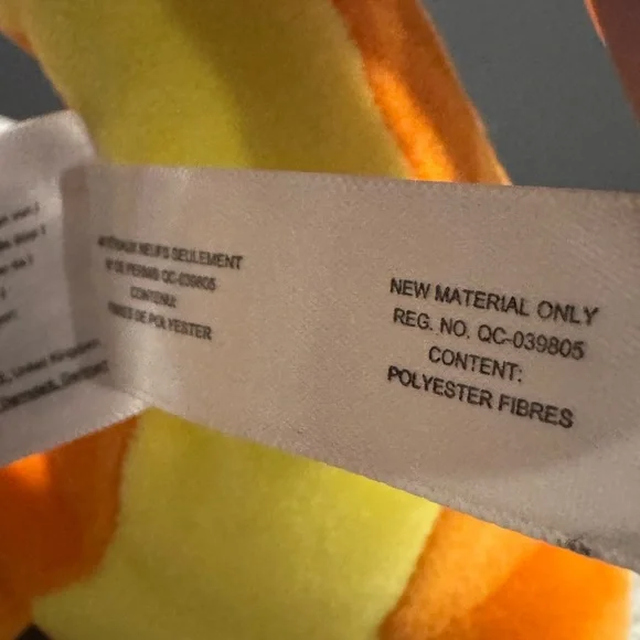 Pokémon | Charmander (2021) - Collectible 8” Stuffed Plush Toy - Picture 12 of 13